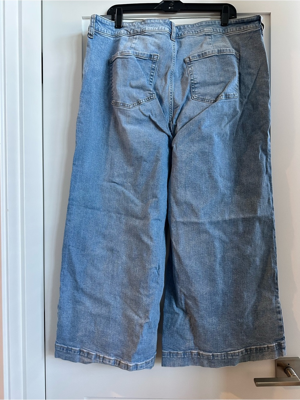 torrid light blue high-rise wide leg jeans - Picture 2 of 4